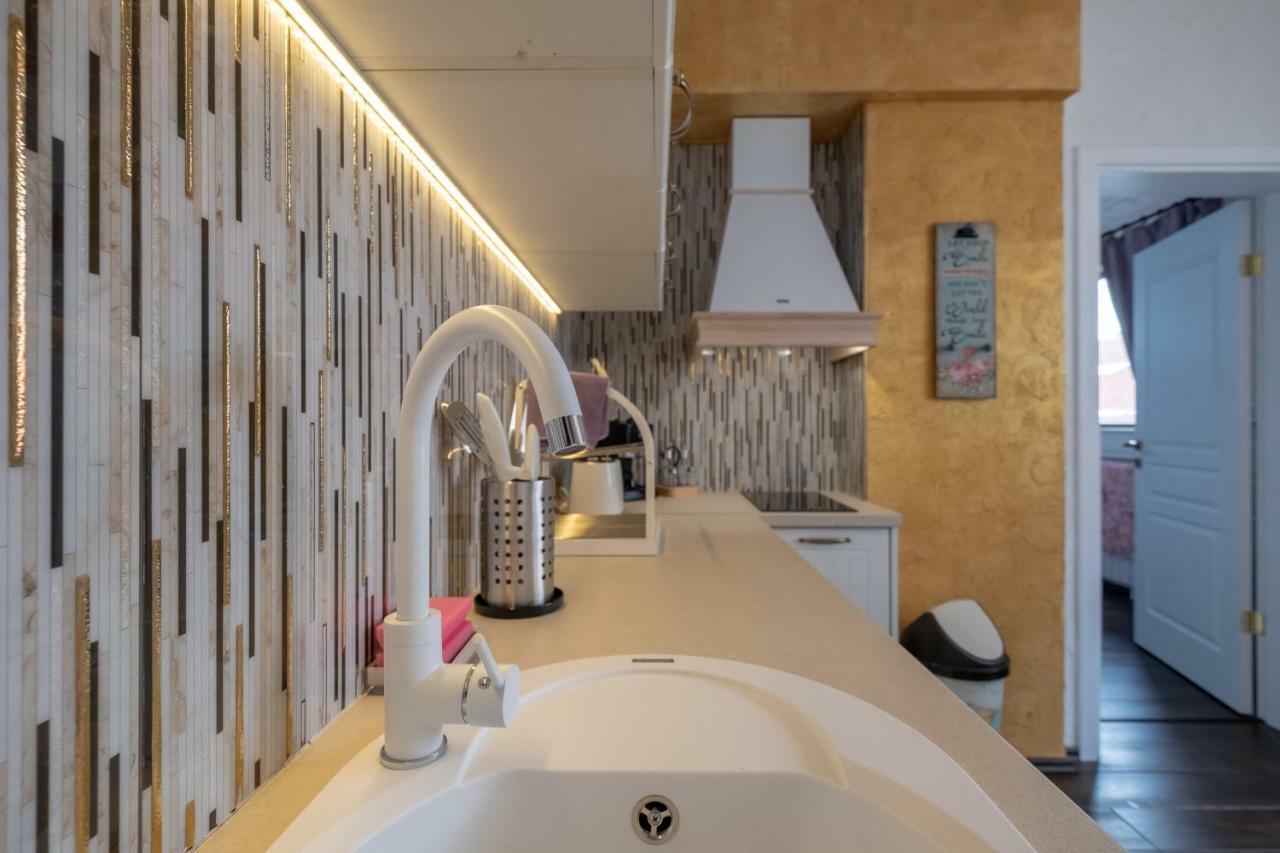 1-Bedroom Designer Apartment On Hristo Belchev Str София Экстерьер фото