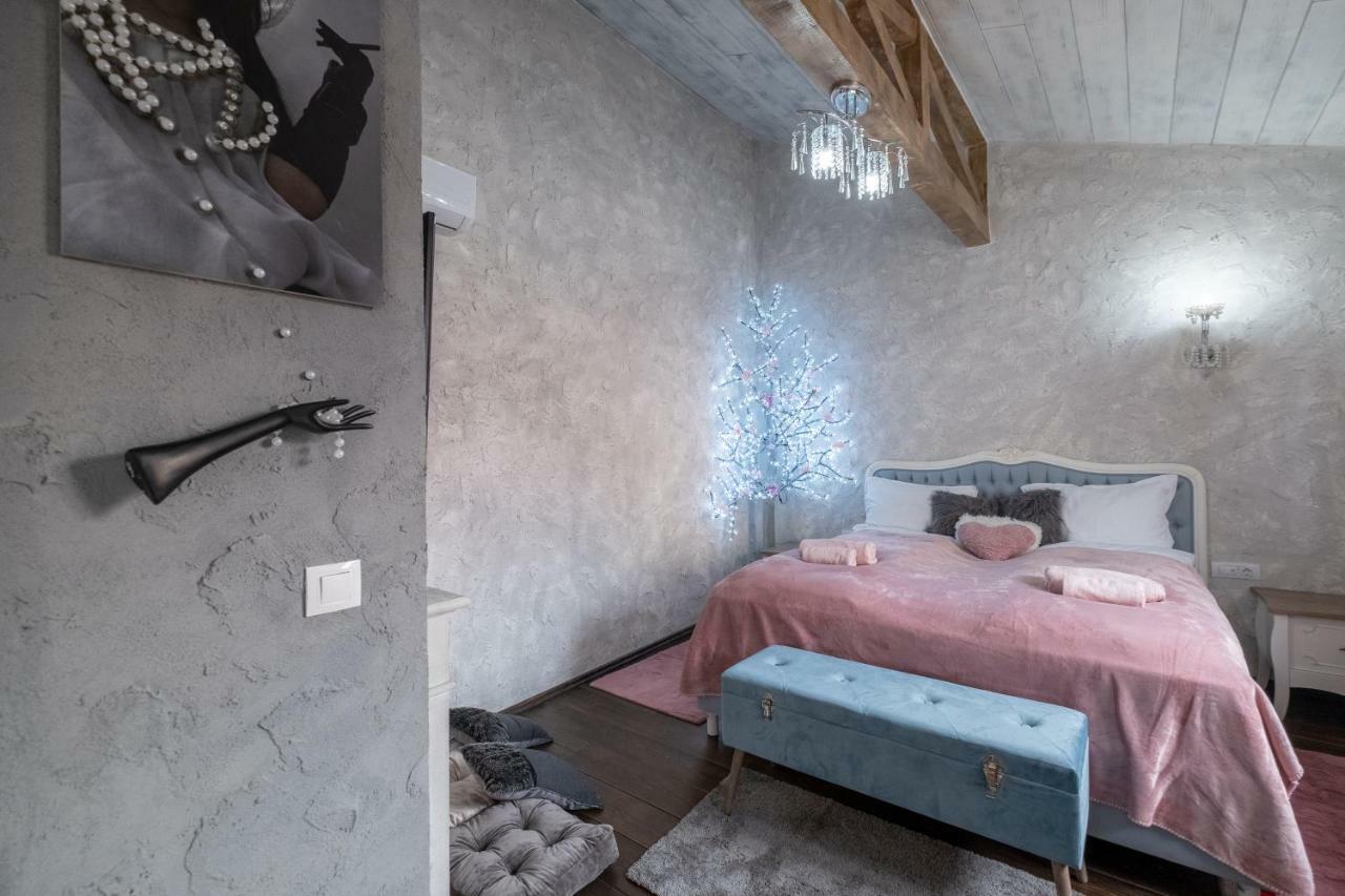 1-Bedroom Designer Apartment On Hristo Belchev Str София Экстерьер фото
